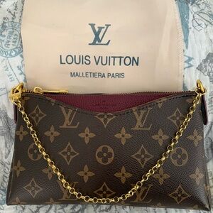 Cute L V inspired crossbody bag